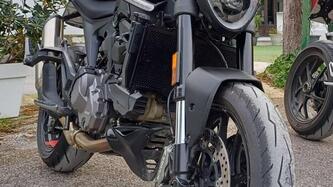 Ducati Monster 937 + (2021 - 25) usata