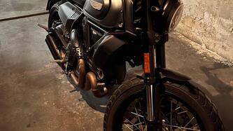 Ducati Scrambler 800 Night Shift (2021 - 22) usata