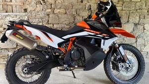 KTM 890 Adventure R (2022) 
