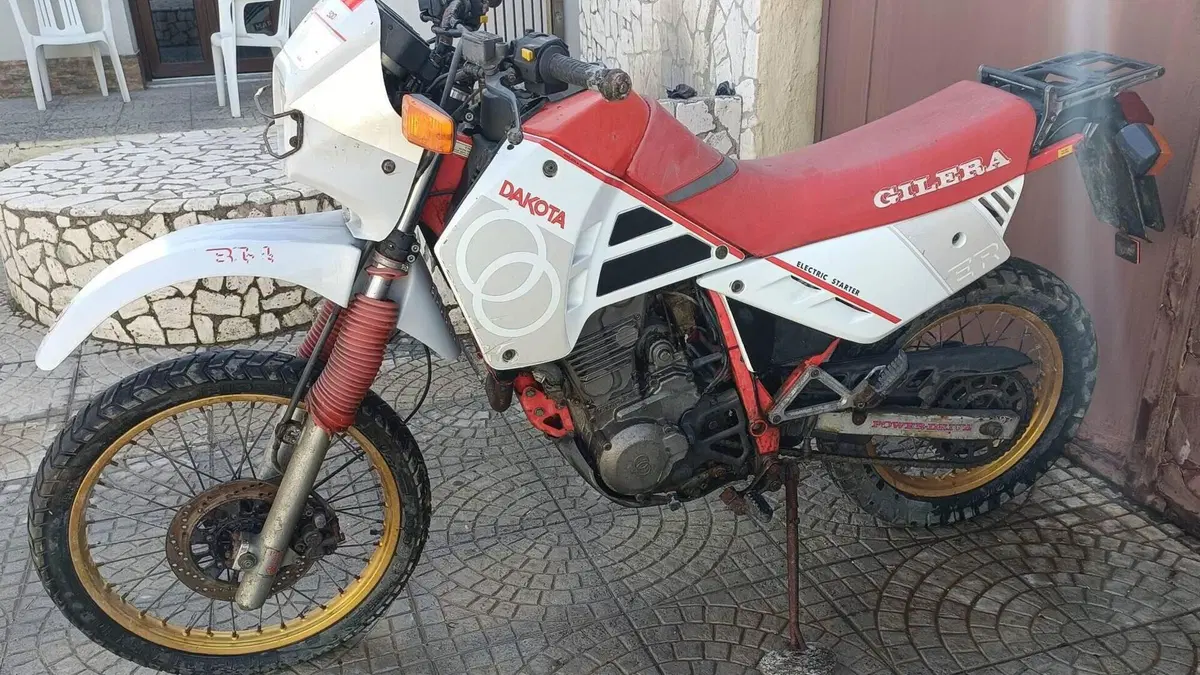 Gilera Dakota 500  (2)