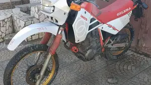 Gilera Dakota 500  (3)