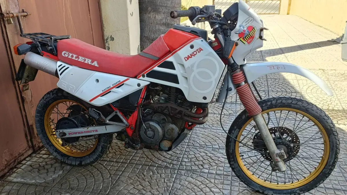 Gilera Dakota 500  (8)