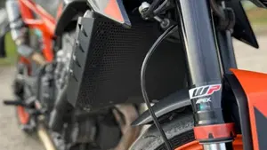 KTM 890 Duke GP (2022 - 23)  (4)