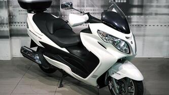 Suzuki Burgman AN 400 (2008 - 13) usata