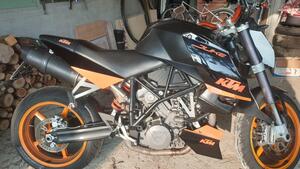 KTM 990 Super Duke (2007 - 11) 
