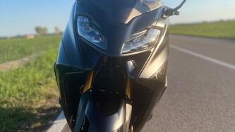 Yamaha T-Max 560 Tech Max (2022 - 24) usata
