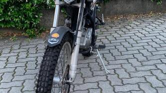 Betamotor Alp 200 (2009 - 17) usata