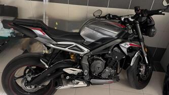 Triumph Street Triple RS (2020 - 22) usata