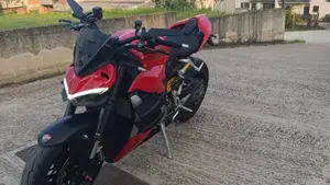 Ducati Streetfighter V2 (2022 - 24)  (7)