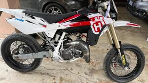 Husqvarna SM 125 (2009) 