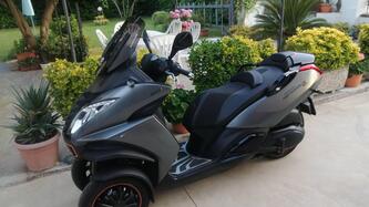 Peugeot Metropolis 400 RS (2014 - 17) usata