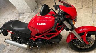 Ducati Monster 695 (2006 - 08) usata