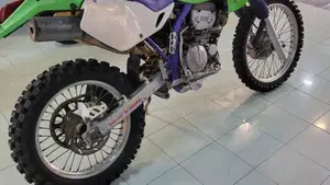 Kawasaki KLX 250 R  (6)
