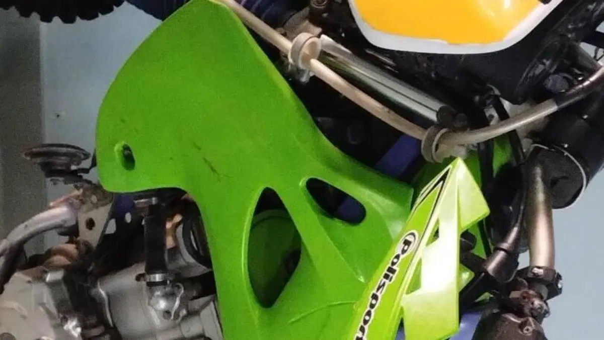 Kawasaki KLX 250 R  (7)