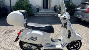 Vespa GTS 300 Super Sport Hpe (2021 - 22) 