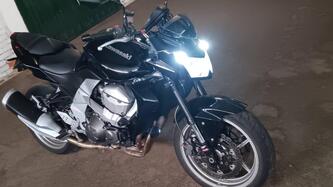 Kawasaki Z 750 (2007 - 14) usata