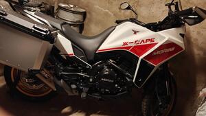 Moto Morini X-Cape 650 Gold Wheels Edition (2022 - 25) 