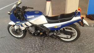 Yamaha FZ 750 (1985 - 88) 