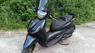 Piaggio Beverly 300 ABS-ASR (2021 - 25) usata