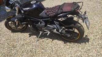 Triumph Street Triple (2007 - 12) usata