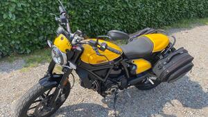 Ducati Scrambler 800 Full Throttle (2017 - 21) 