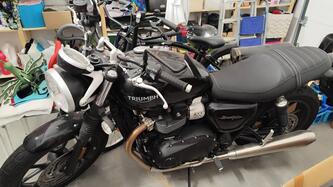 Triumph Street Twin 900 (2017 - 18) usata