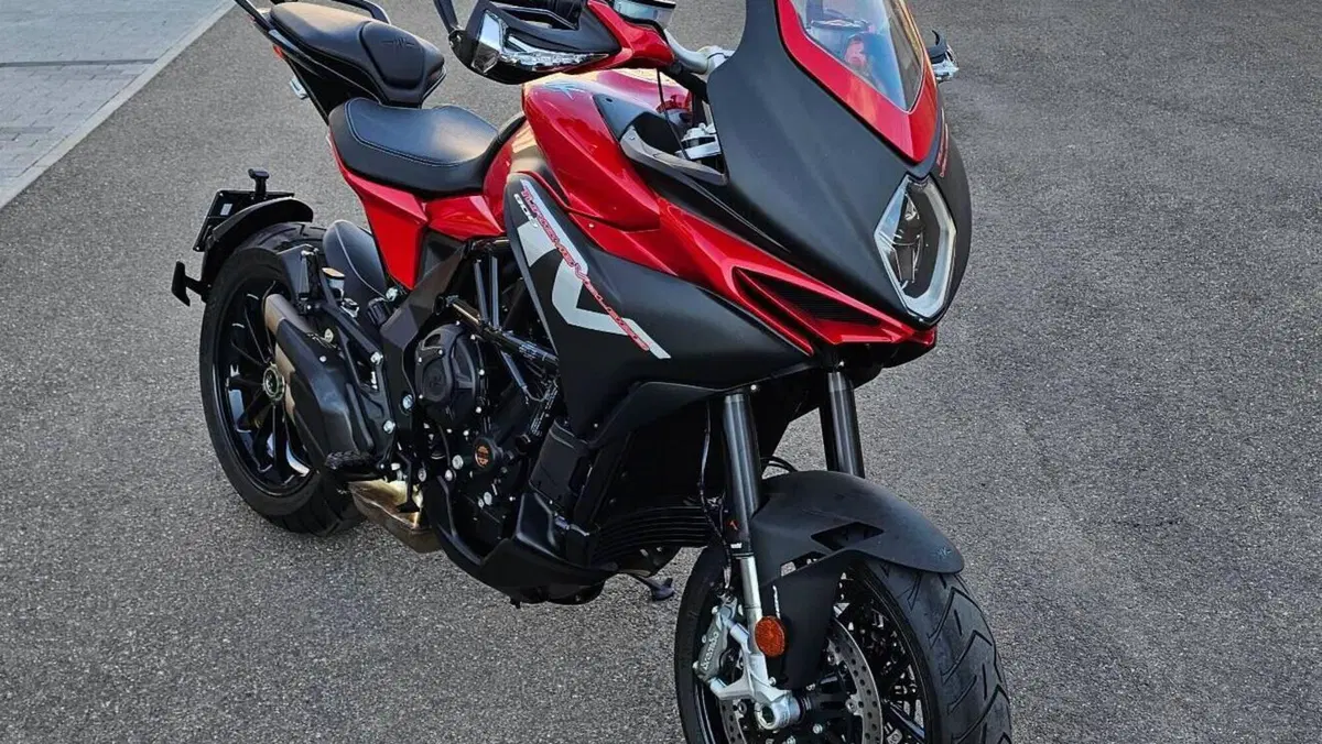 MV Agusta Turismo Veloce 800 Lusso (2021 - 22) 