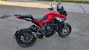 MV Agusta Turismo Veloce 800 Lusso (2021 - 22)  (3)