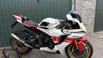 Yamaha YZF R1 World GP 60th Anniversary (2022 - 23) usata