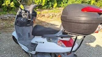 Kymco Dink 200i DD (2007 - 17) usata
