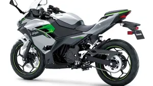 Kawasaki Ninja 7 Hybrid (2024 - 26)  (3)