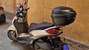 Piaggio Beverly 300 ABS-ASR (2021 - 25) 