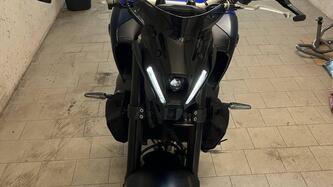 Yamaha MT-09 (2021 - 23) usata