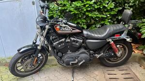 Harley-Davidson 883 R (2006 - 07) - XL 883R 