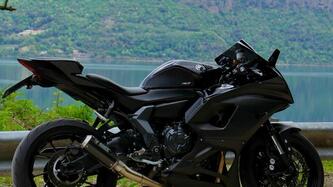 Yamaha YZF R7 (2021 - 25)