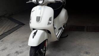 Vespa GTS 300 (2010 - 14) usata