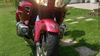 Honda GL 1800 Gold Wing (2000 - 05) usata