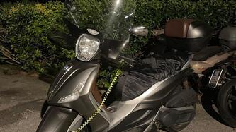 Piaggio Beverly 350 ABS (2016 - 20)