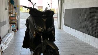 Yamaha X-Max 250 (2014 - 16)