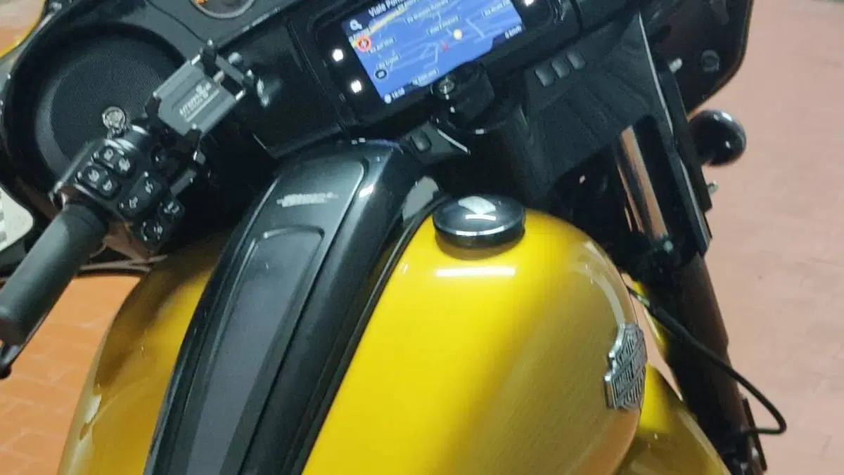 Harley-Davidson Street Glide Special (2021 - 23)  (2)