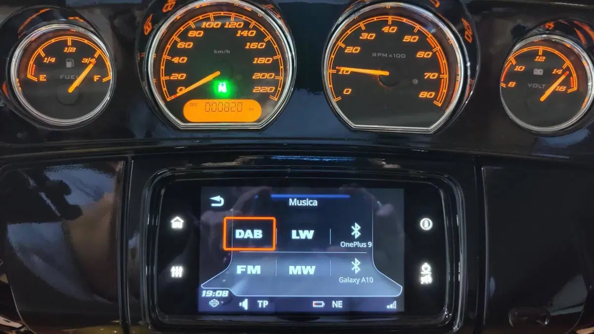 Harley-Davidson Street Glide Special (2021 - 23)  (9)