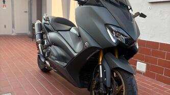 Yamaha T-Max 560 Tech Max (2021) usata