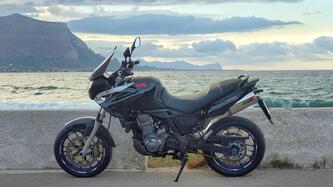 Aprilia Pegaso 650 Strada (2005 - 11) usata