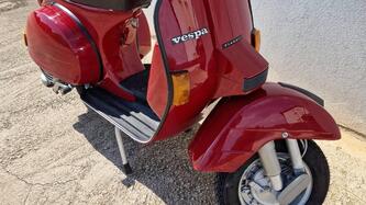 Piaggio Vespa PX 125 E arcobaleno epoca