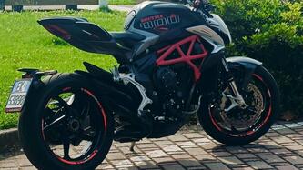 MV Agusta Brutale 800 EAS ABS (2016 - 19) usata
