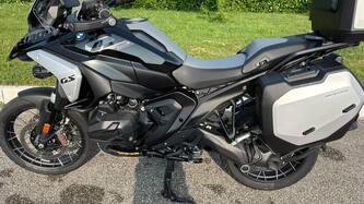 Bmw R 1300 GS Triple Black (2023 - 25) usata