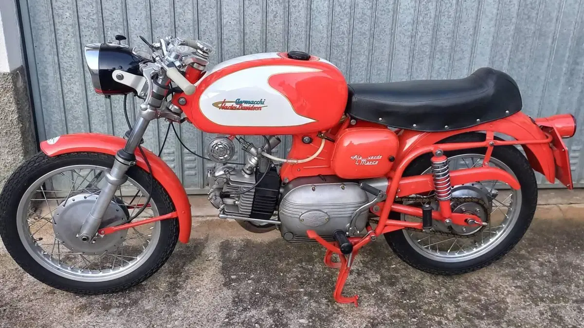 Aermacchi Harley-Davidson   (2)