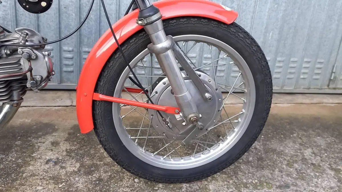 Aermacchi Harley-Davidson   (4)