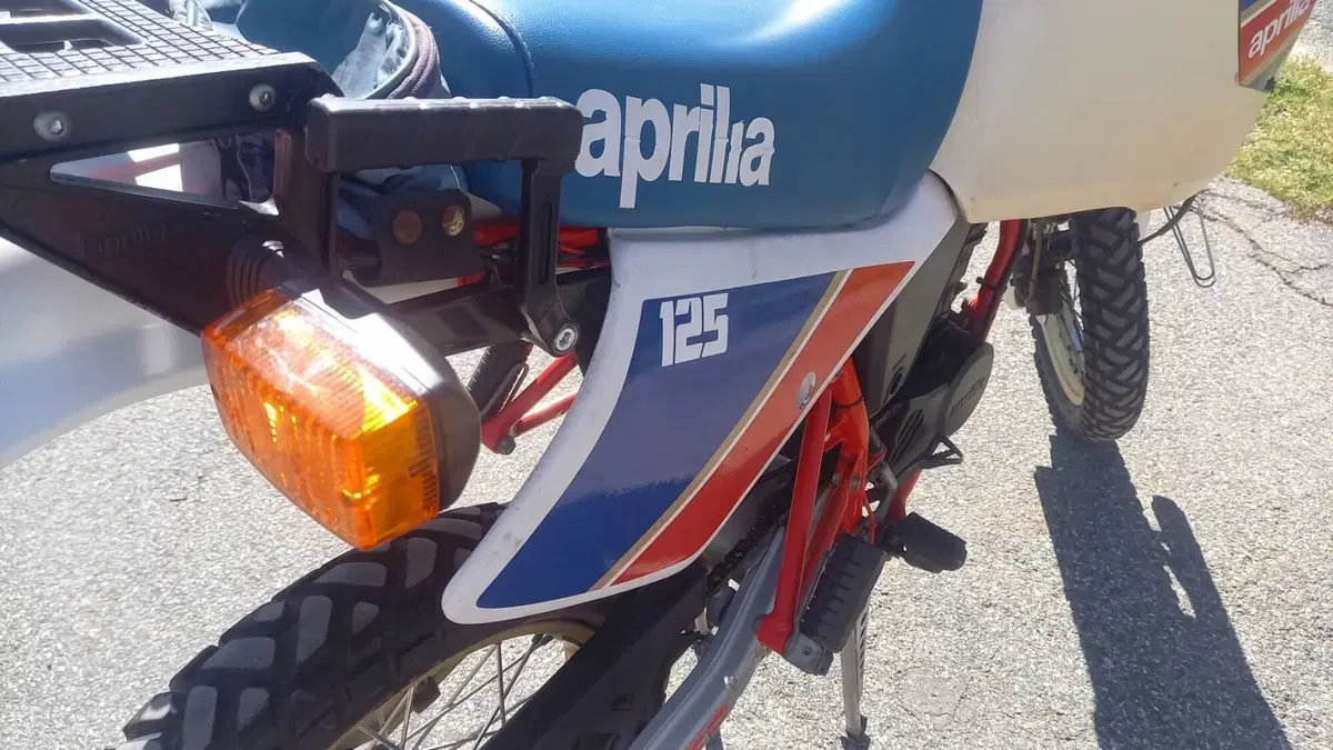Aprilia   (6)