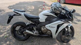Honda CBR 1000 RR Fireblade (2008 - 11) usata